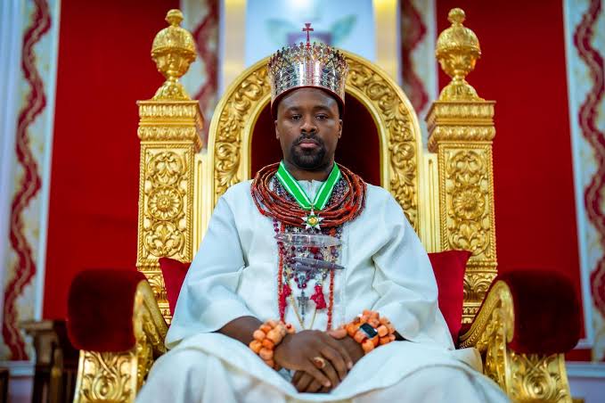 The Warri Monarch, Olu Atuwatse III, the Olu of Warri