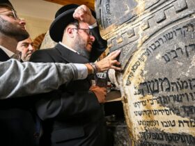 Cult of 'Miracle Rabbi' transforms sleepy Hungarian village